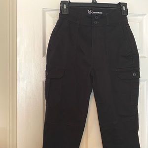 2 for $5✨ Cargo high rise pants